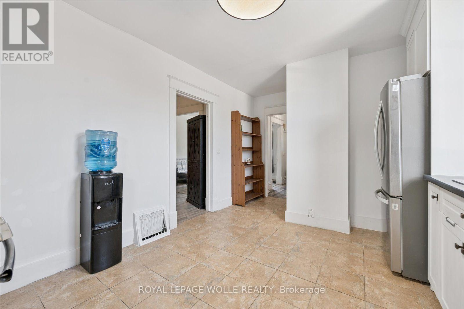 












99 CEDAR STREET

,
Cambridge,




Ontario
N1S1V7

