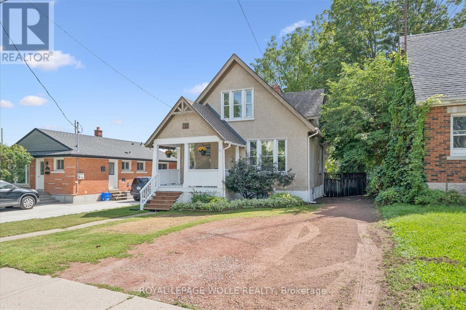 












99 CEDAR STREET

,
Cambridge,




Ontario
N1S1V7

