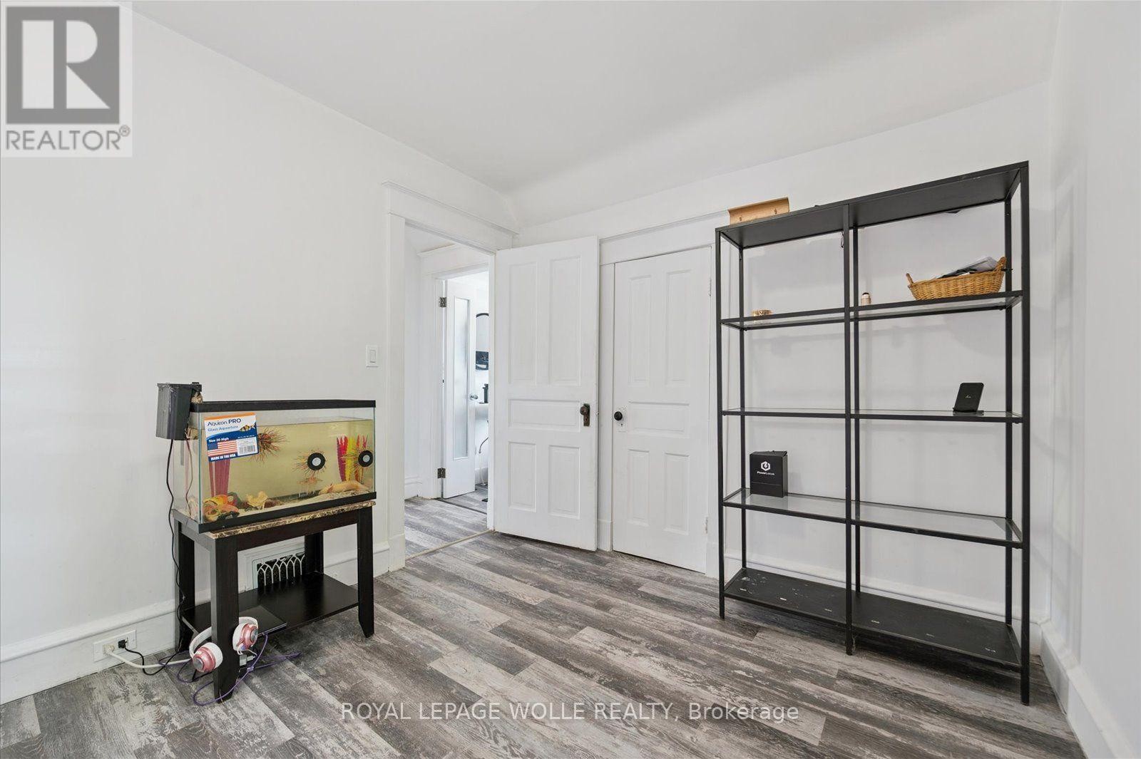 












99 CEDAR STREET

,
Cambridge,




Ontario
N1S1V7


