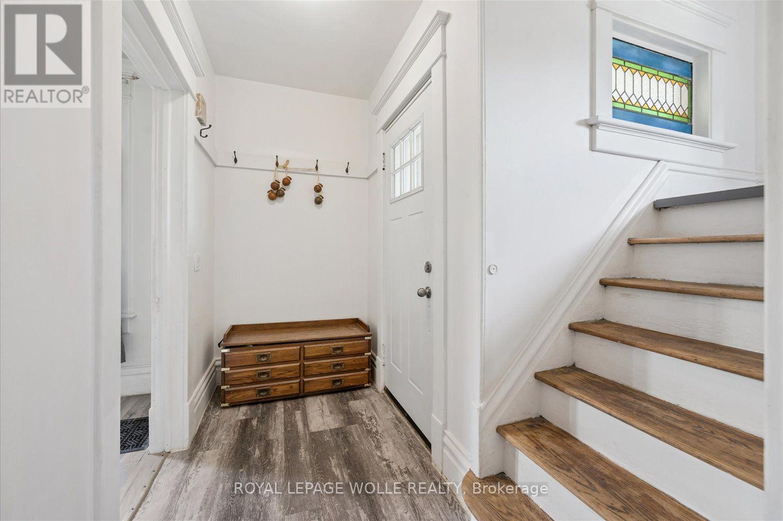 












99 CEDAR STREET

,
Cambridge,




Ontario
N1S1V7

