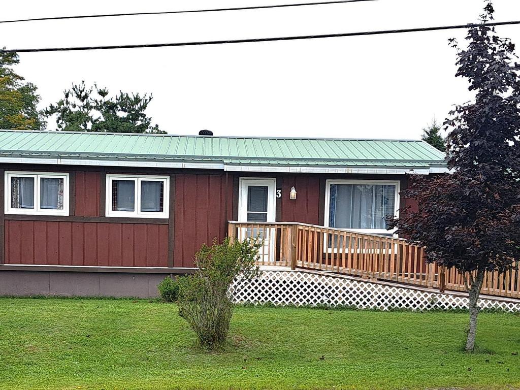 












3 Robertson Crescent

,
Truro,




NS
B2N 5P4

