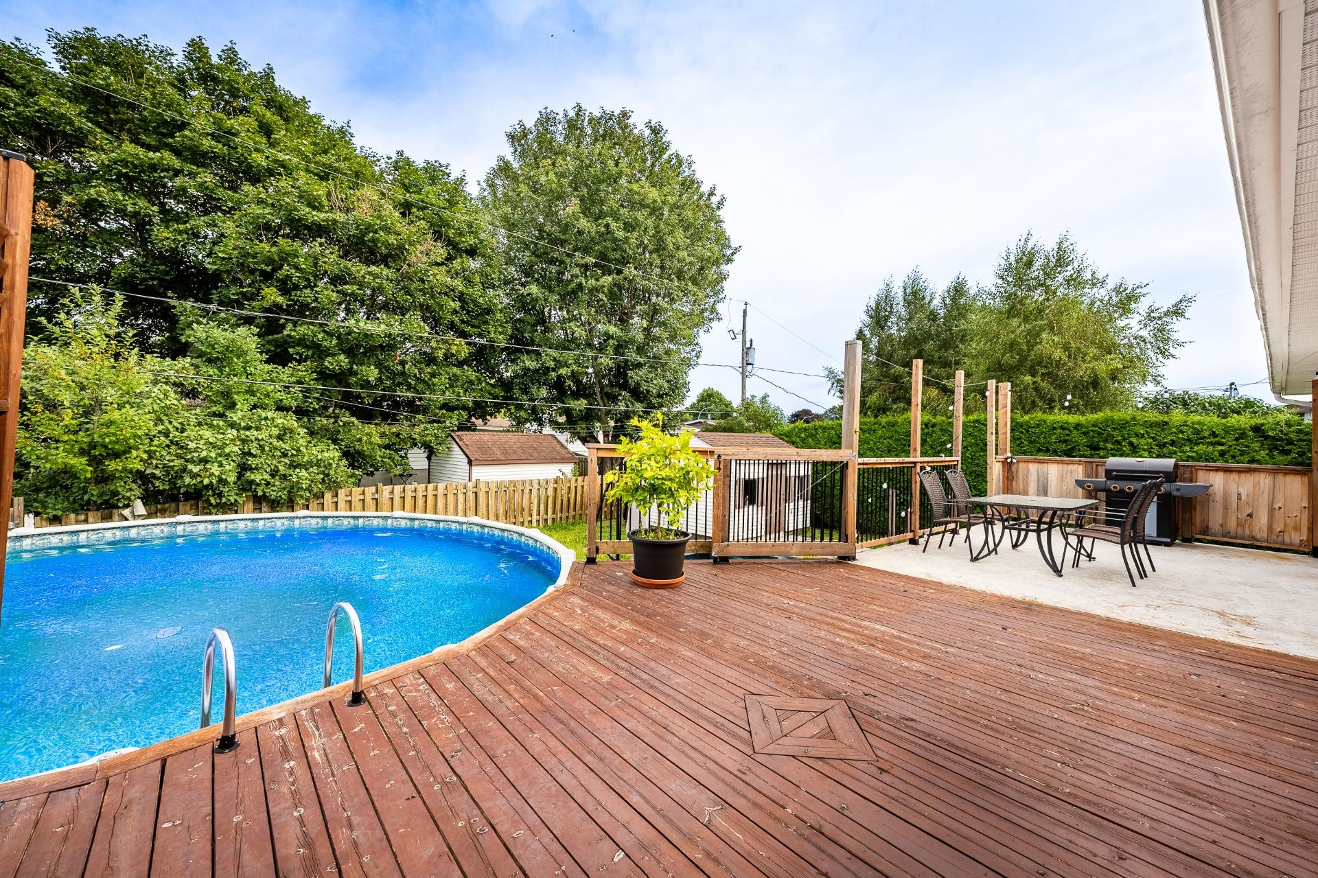









16240


Rue des Sorbiers

,
Saint-Hyacinthe,




QC
J2T4M1

