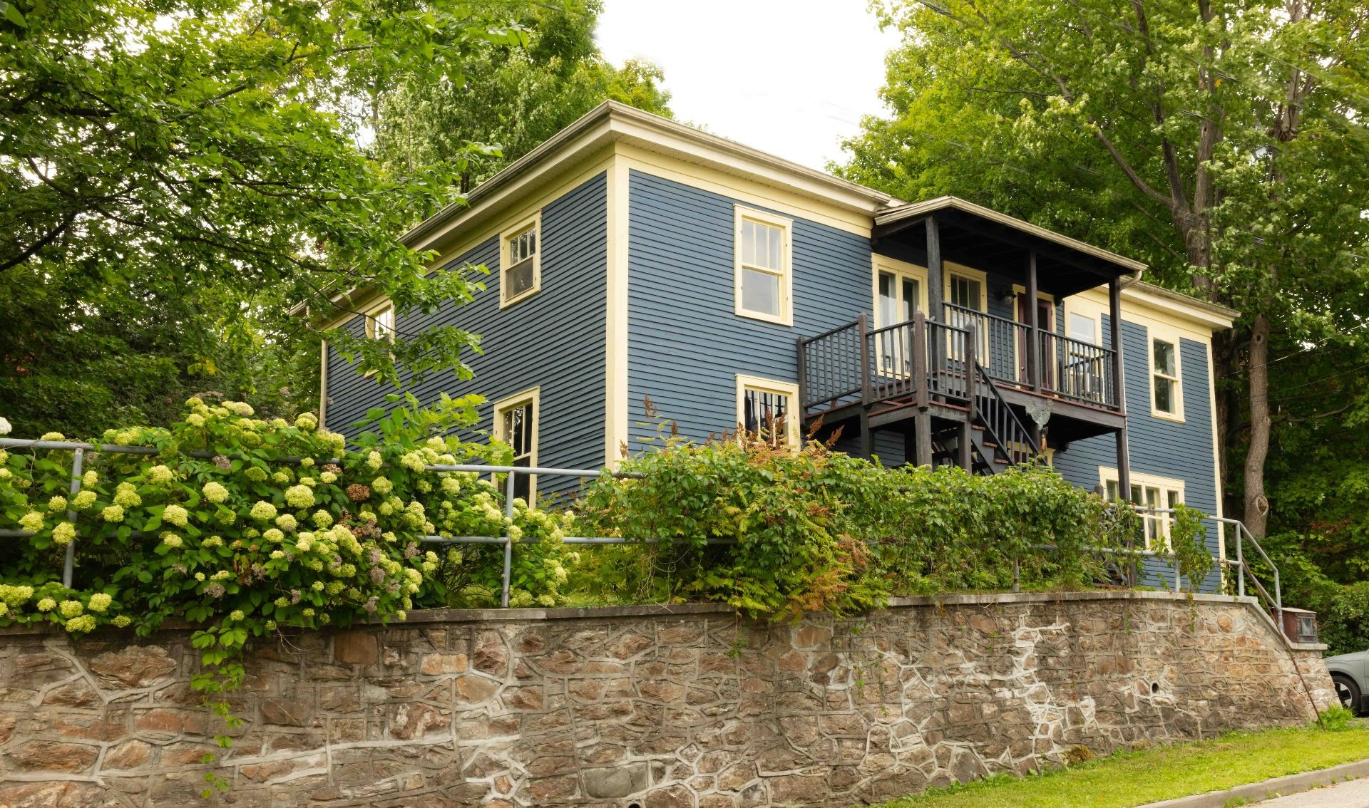 









755

 - 759


Rue Victoria

,
Sherbrooke (Les Nations),




QC
J1H3J7

