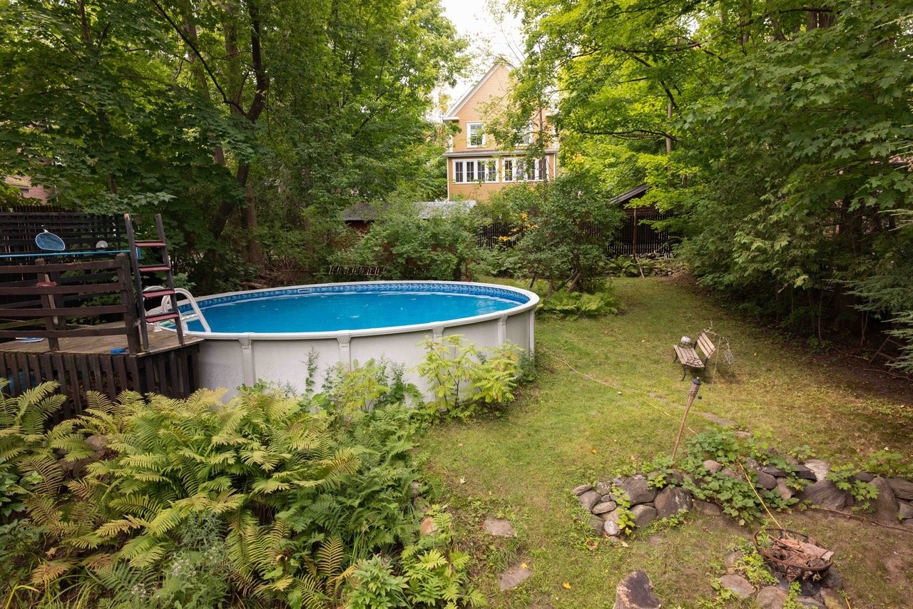 









755

 - 759


Rue Victoria

,
Sherbrooke (Les Nations),




QC
J1H3J7

