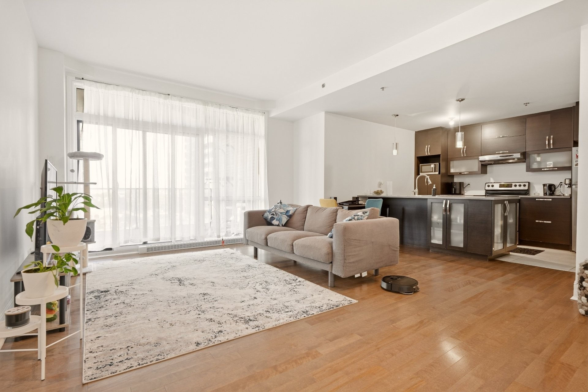 









2875


Av. du Cosmodôme

, 603,
Laval (Chomedey),




QC
H7T0E3

