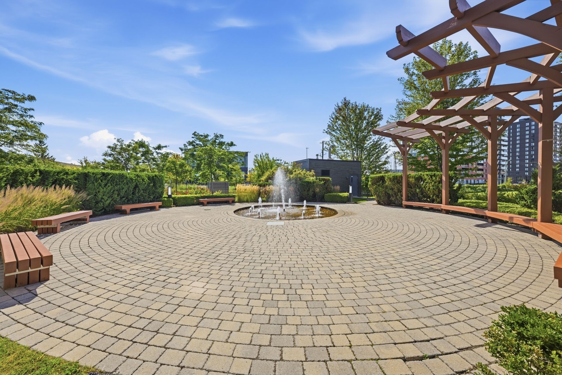 









2875


Av. du Cosmodôme

, 603,
Laval (Chomedey),




QC
H7T0E3

