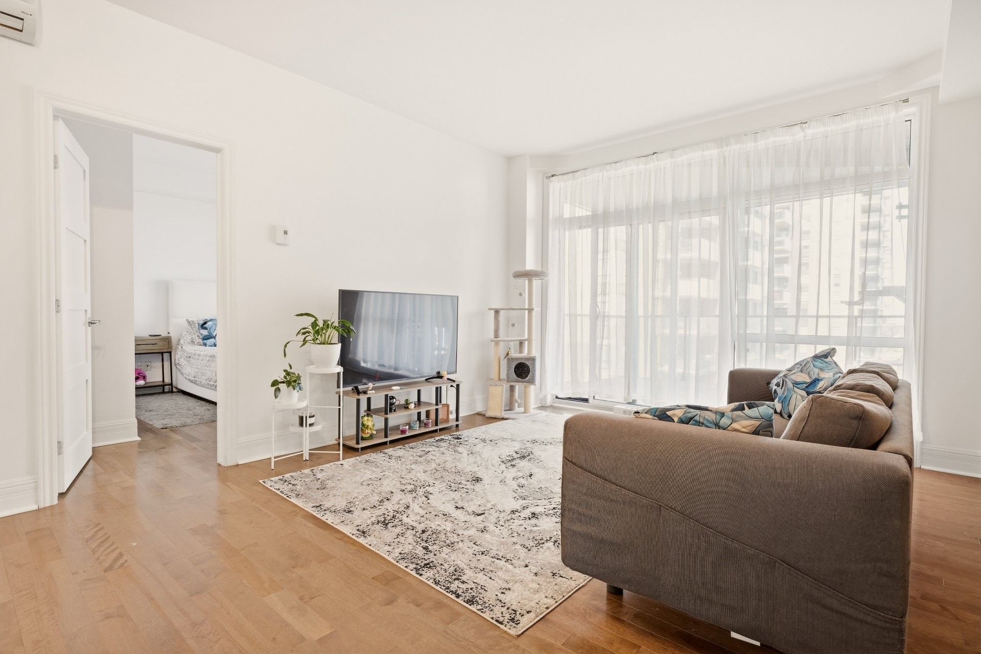 









2875


Av. du Cosmodôme

, 603,
Laval (Chomedey),




QC
H7T0E3

