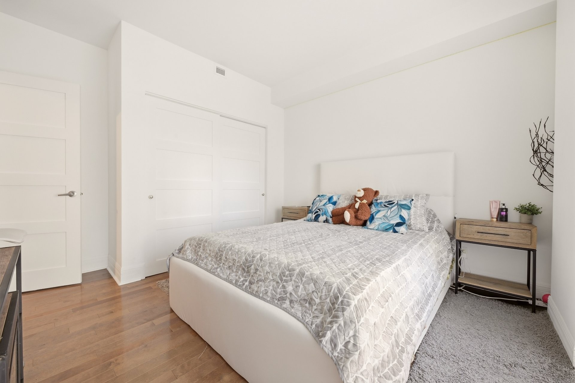 









2875


Av. du Cosmodôme

, 603,
Laval (Chomedey),




QC
H7T0E3

