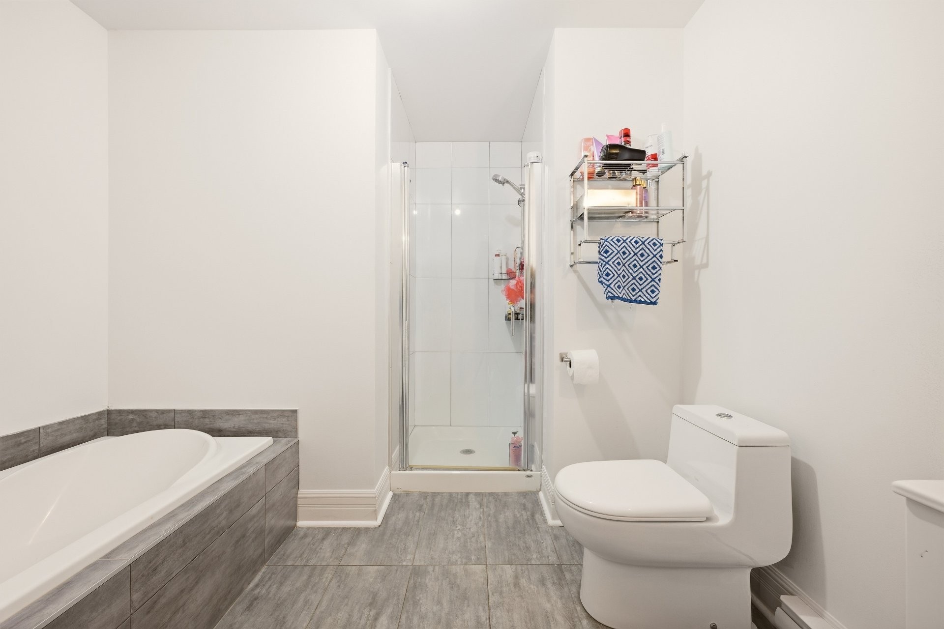 









2875


Av. du Cosmodôme

, 603,
Laval (Chomedey),




QC
H7T0E3

