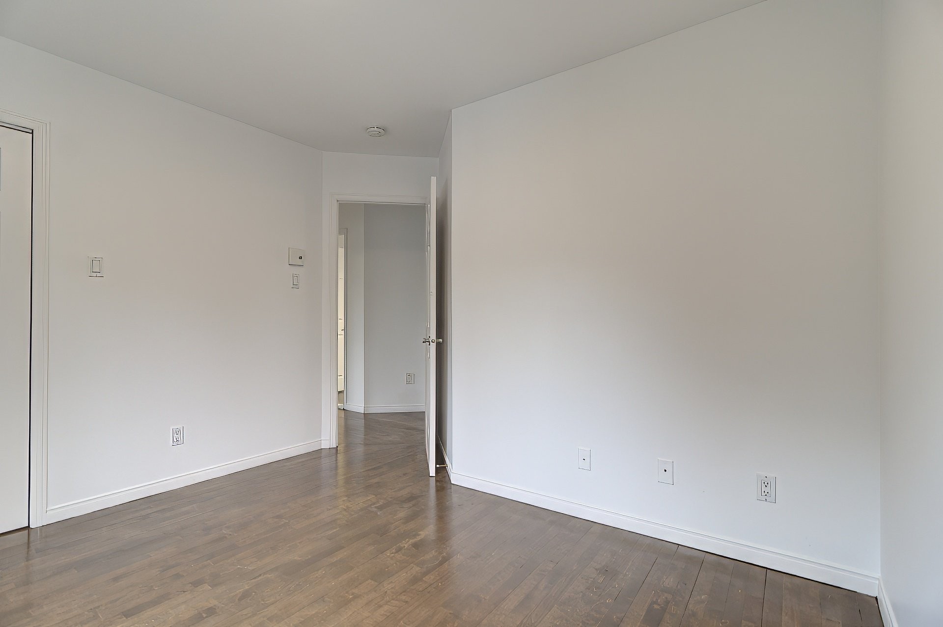 









81


Rue des Souverains

,
Blainville,




QC
J7C5R4

