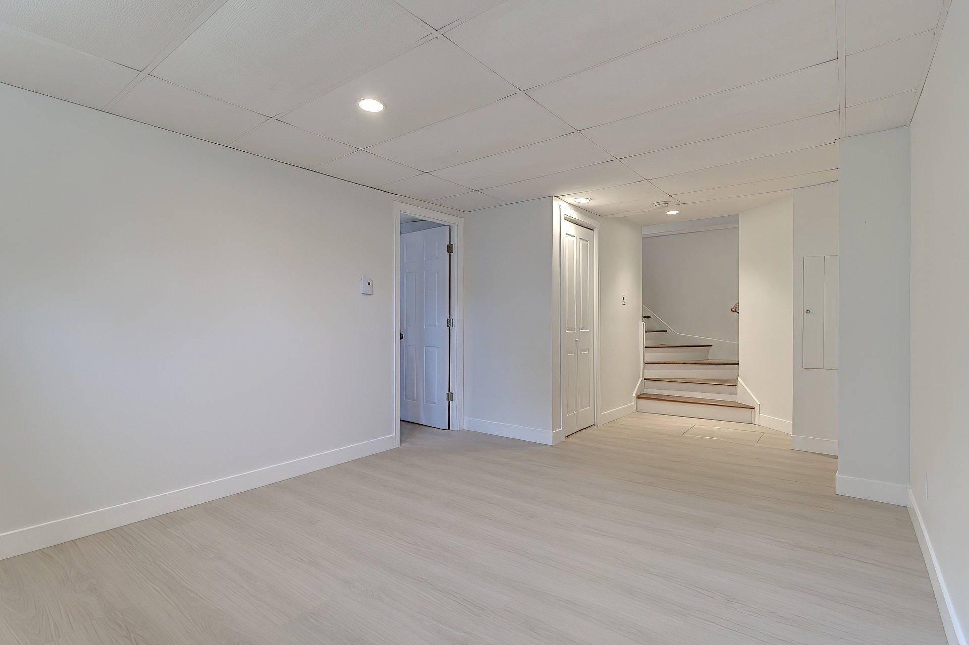 









81


Rue des Souverains

,
Blainville,




QC
J7C5R4

