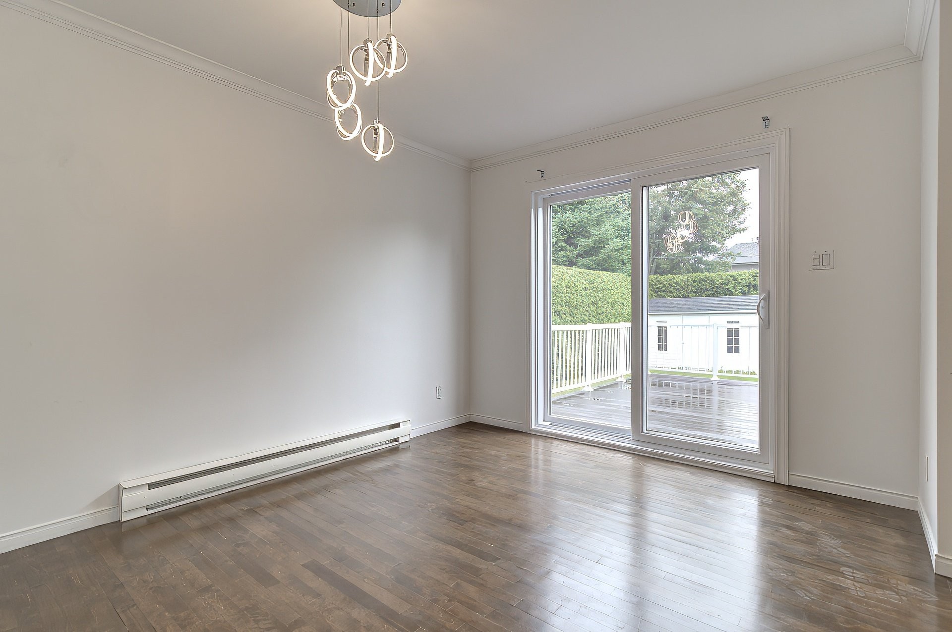 









81


Rue des Souverains

,
Blainville,




QC
J7C5R4

