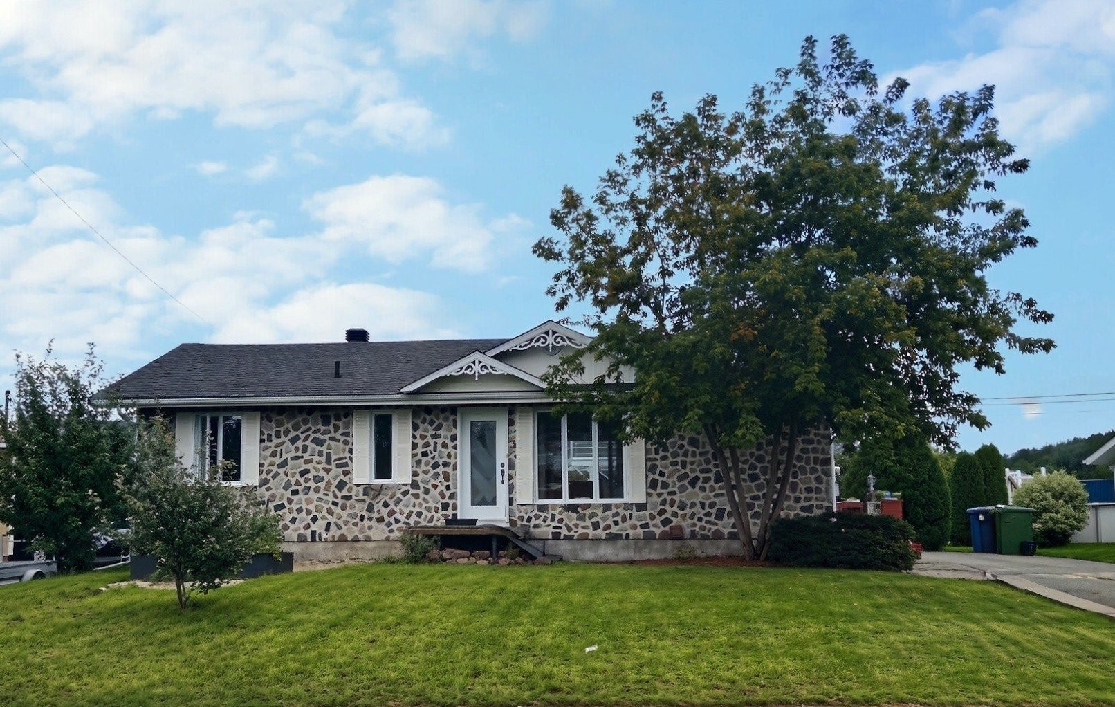 









3


Rue Létourneau

,
Ville-Marie,




QC
J9V1T8


