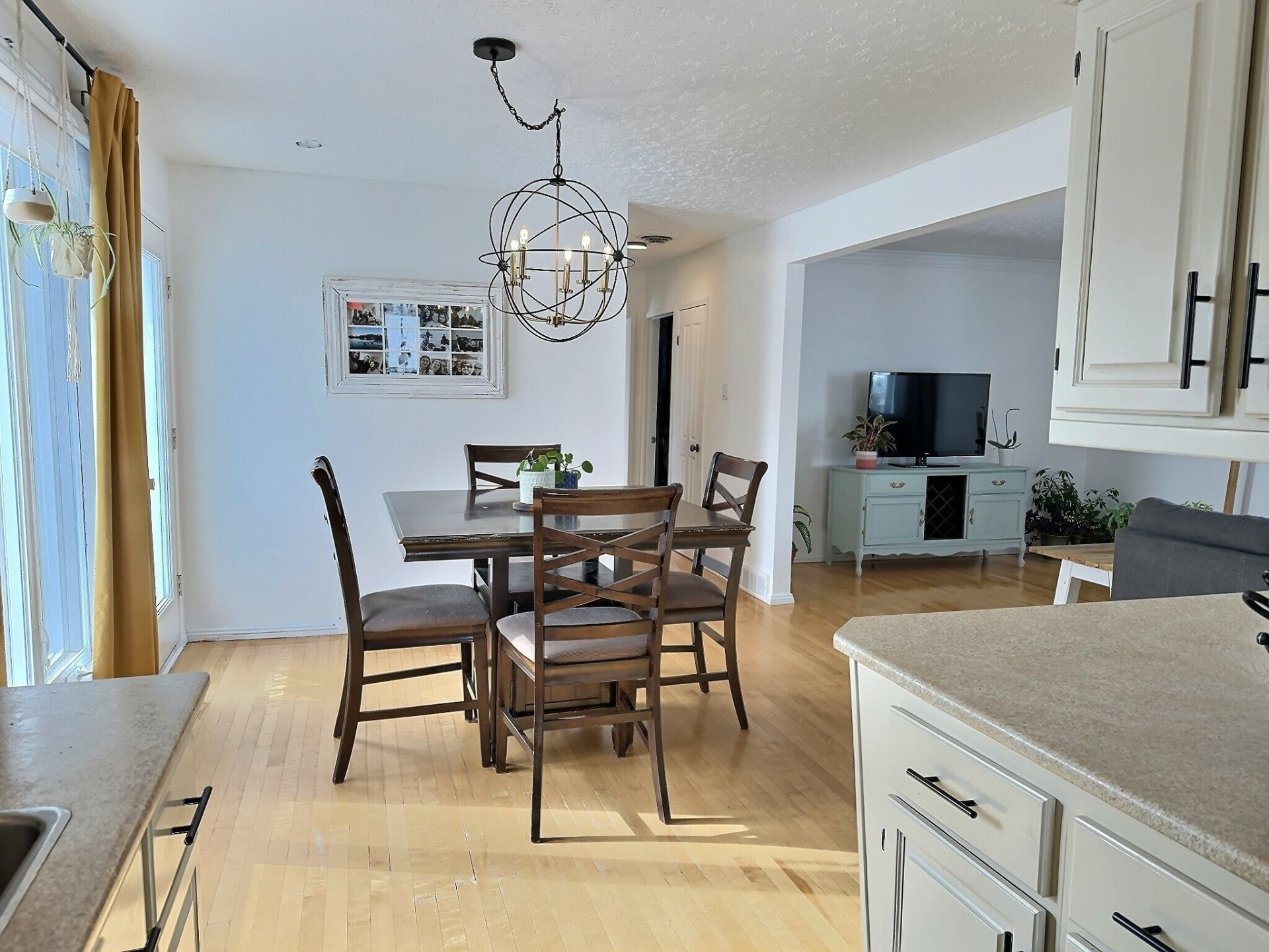 









3


Rue Létourneau

,
Ville-Marie,




QC
J9V1T8

