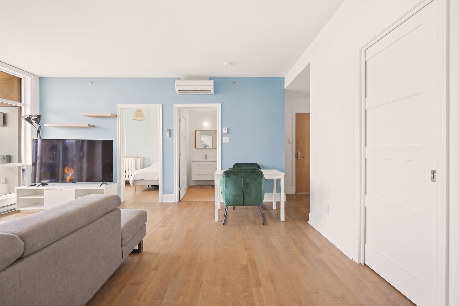









2875


Av. du Cosmodôme

, 607,
Laval (Chomedey),




QC
H7T0E3

