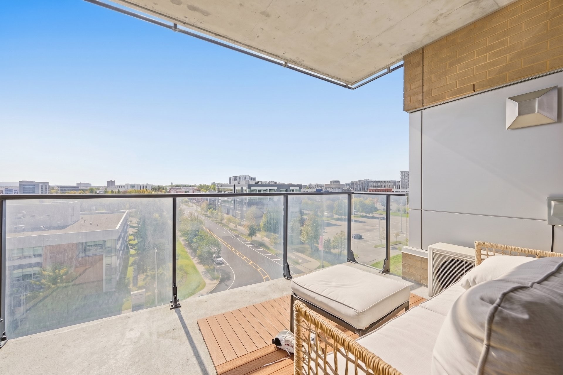 









2875


Av. du Cosmodôme

, 607,
Laval (Chomedey),




QC
H7T0E3

