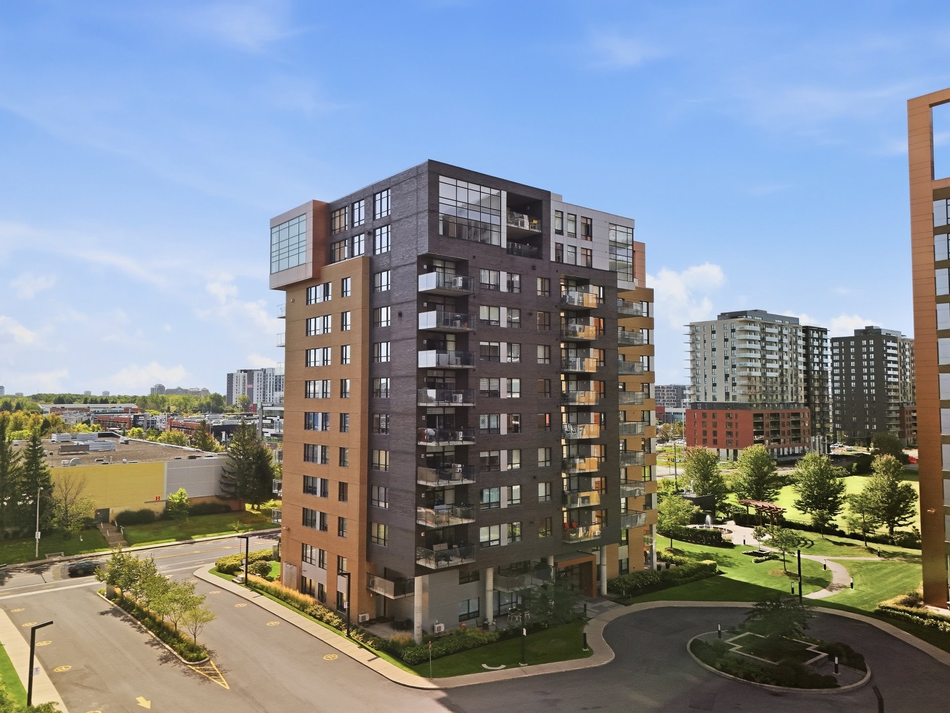 









2875


Av. du Cosmodôme

, 607,
Laval (Chomedey),




QC
H7T0E3

