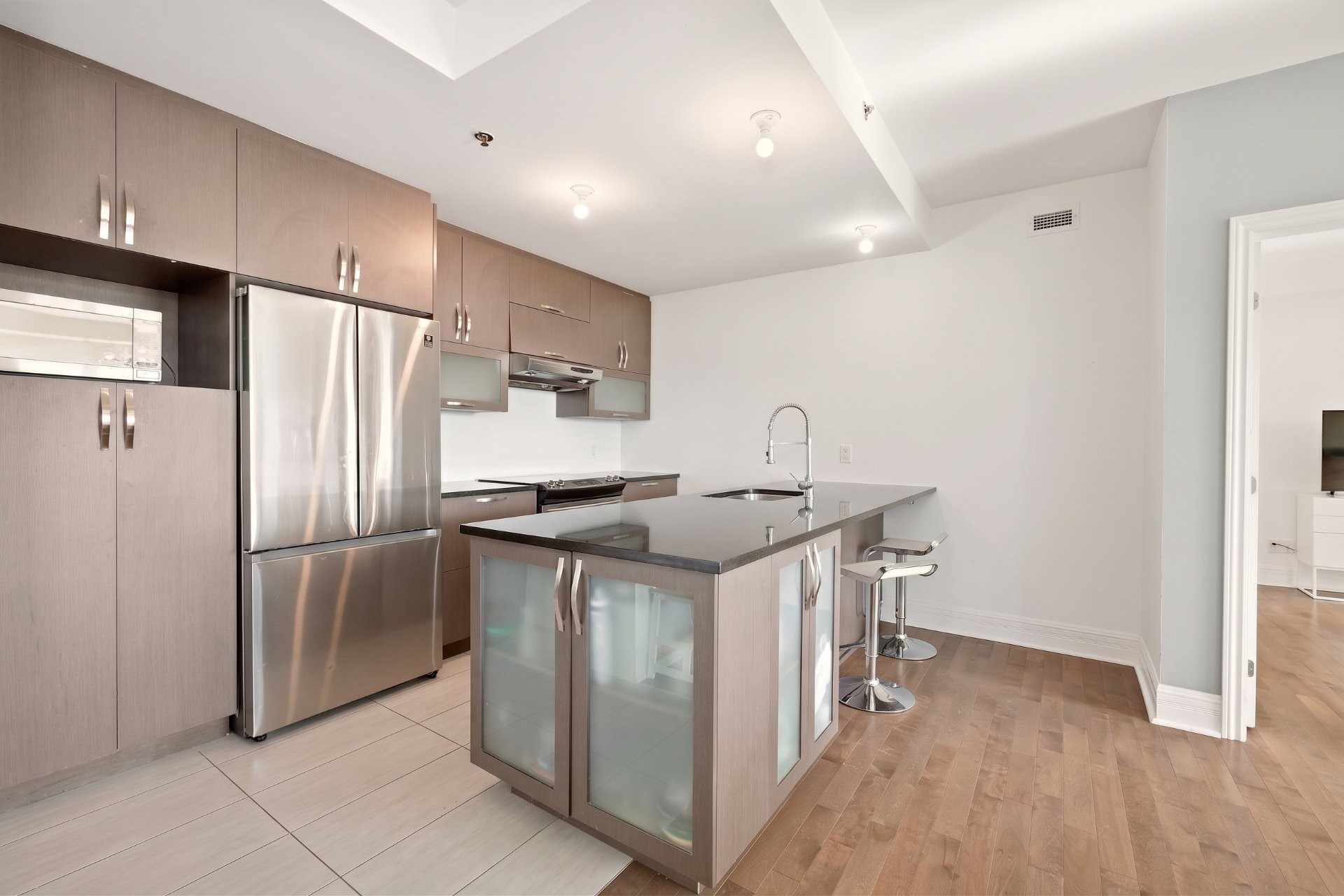 









2875


Av. du Cosmodôme

, 607,
Laval (Chomedey),




QC
H7T0E3


