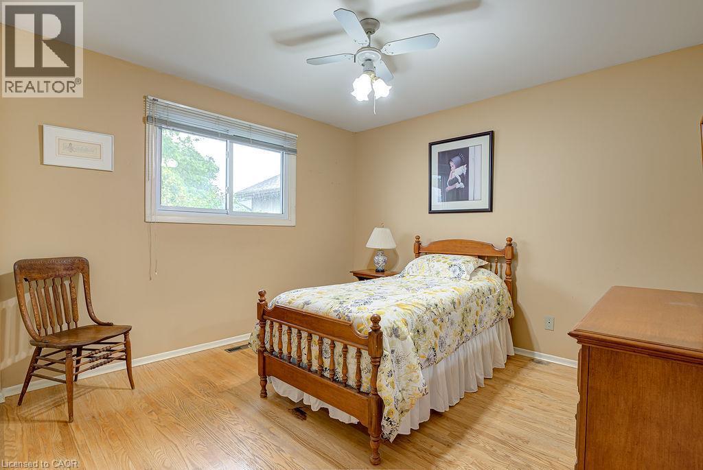 












210 SHELLEY Drive

,
Kitchener,




Ontario
N2C1N1

