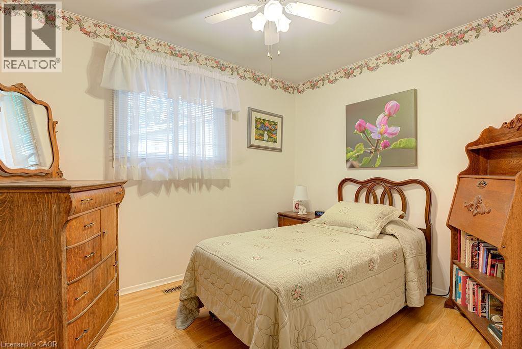 












210 SHELLEY Drive

,
Kitchener,




Ontario
N2C1N1

