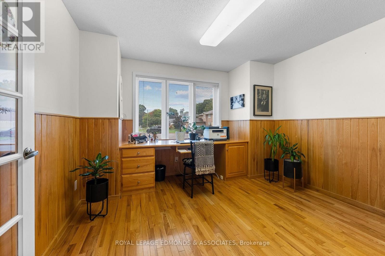 












131 OWENS STREET

,
Pembroke,




Ontario
K8A8K1

