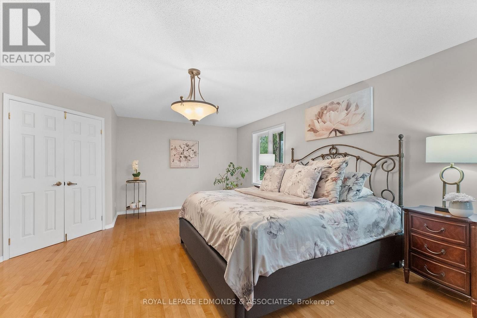 












131 OWENS STREET

,
Pembroke,




Ontario
K8A8K1

