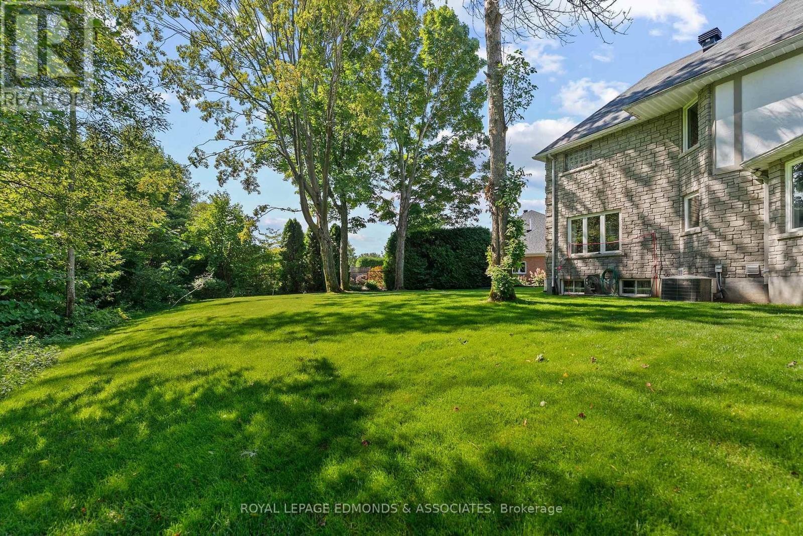 












131 OWENS STREET

,
Pembroke,




Ontario
K8A8K1

