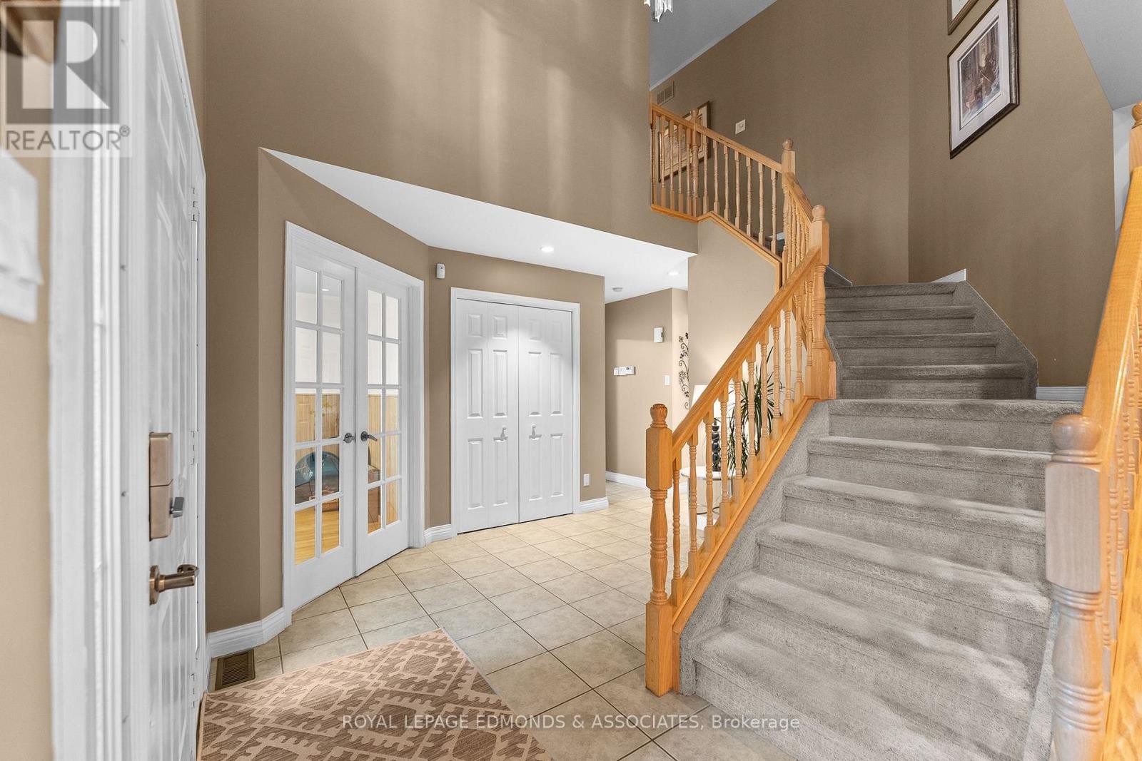 












131 OWENS STREET

,
Pembroke,




Ontario
K8A8K1

