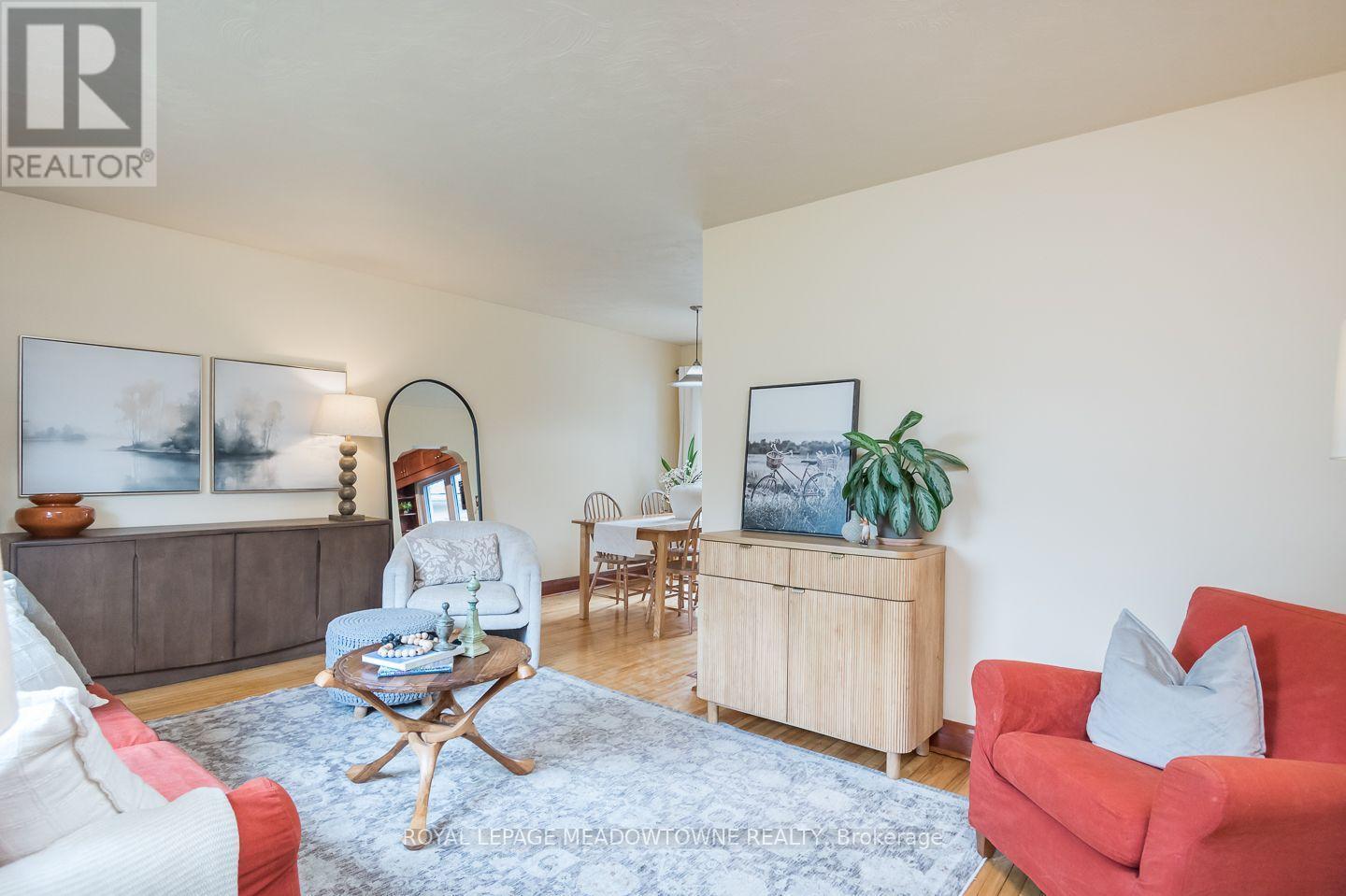 












436 BROADWAY AVENUE

,
Milton,




Ontario
L9T1T9

