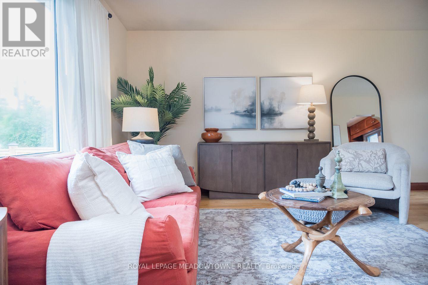 












436 BROADWAY AVENUE

,
Milton,




Ontario
L9T1T9

