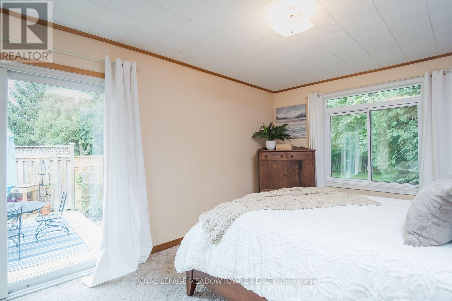












436 BROADWAY AVENUE

,
Milton,




Ontario
L9T1T9

