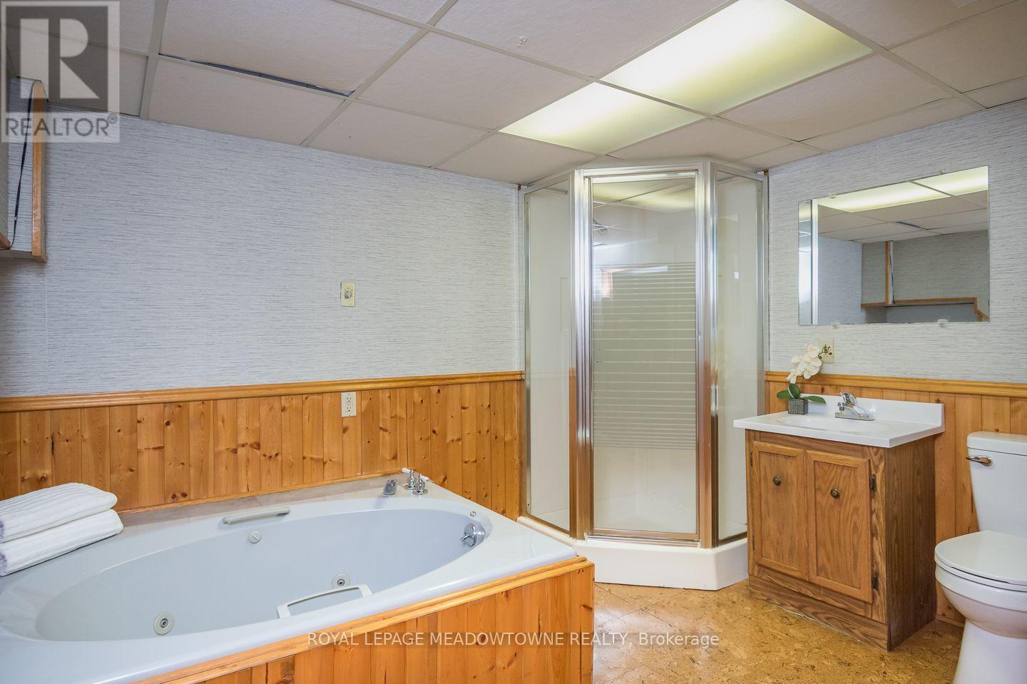 












436 BROADWAY AVENUE

,
Milton,




Ontario
L9T1T9

