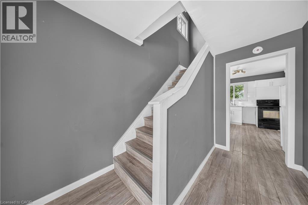 












461 JOHN Street

,
Sault Ste. Marie,




Ontario
P6C3J8

