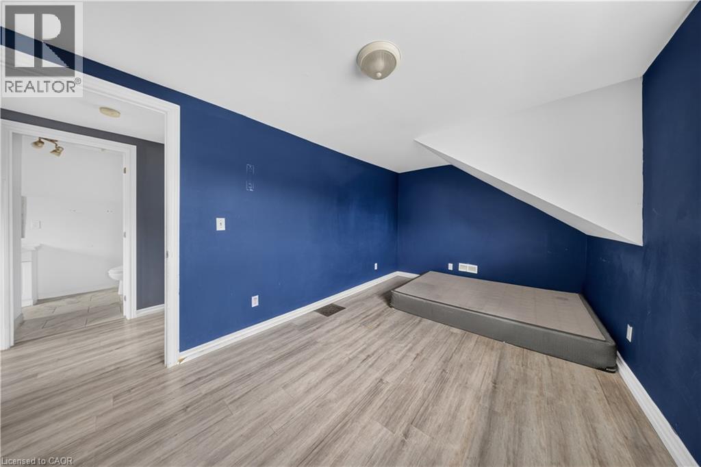 












461 JOHN Street

,
Sault Ste. Marie,




Ontario
P6C3J8

