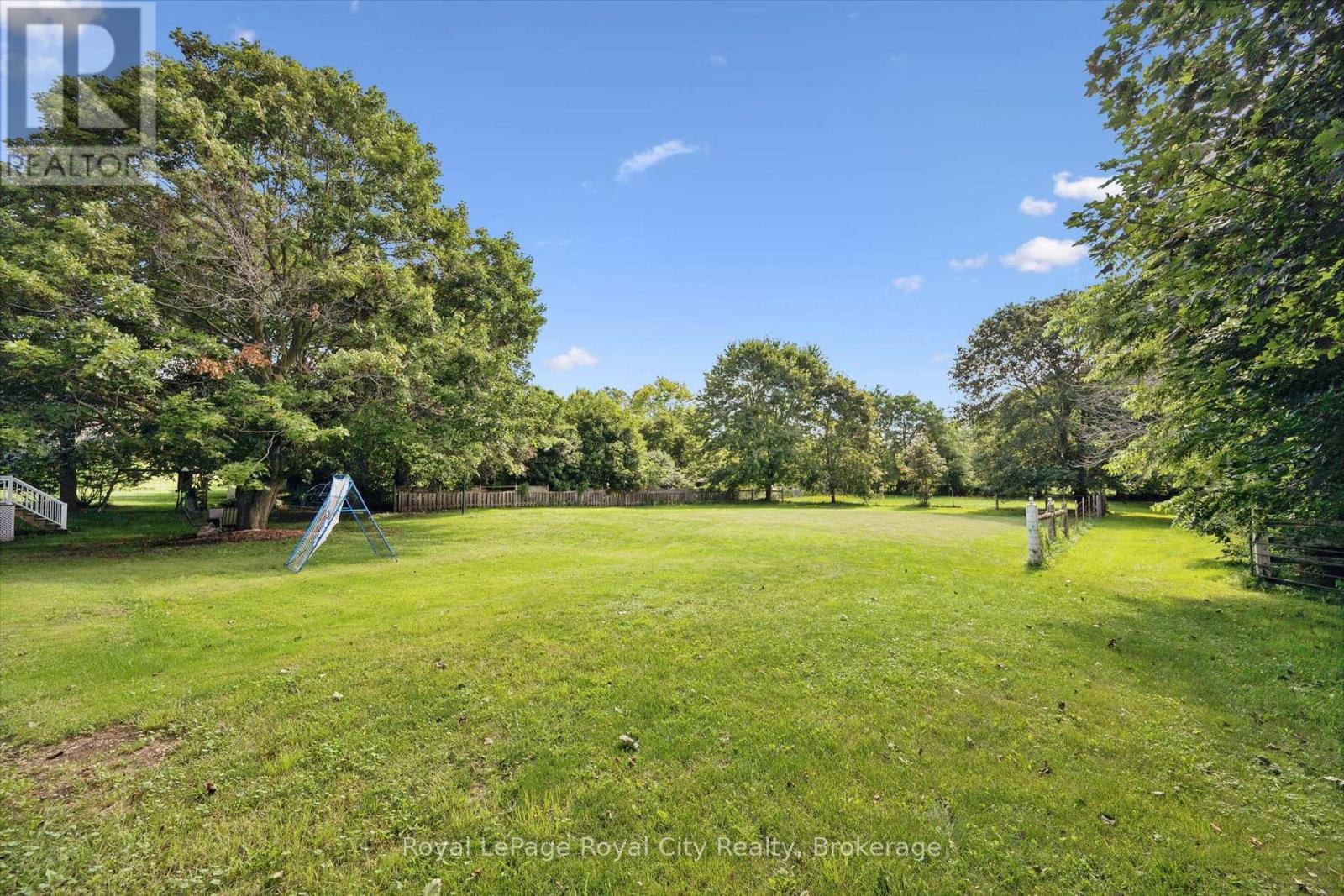 












8397 WELLINGTON 22 ROAD

,
Guelph/Eramosa (Rockwood),




Ontario
N0B2K0

