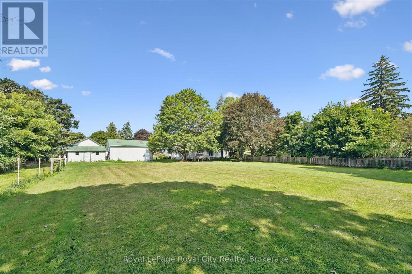 












8397 WELLINGTON 22 ROAD

,
Guelph/Eramosa (Rockwood),




Ontario
N0B2K0

