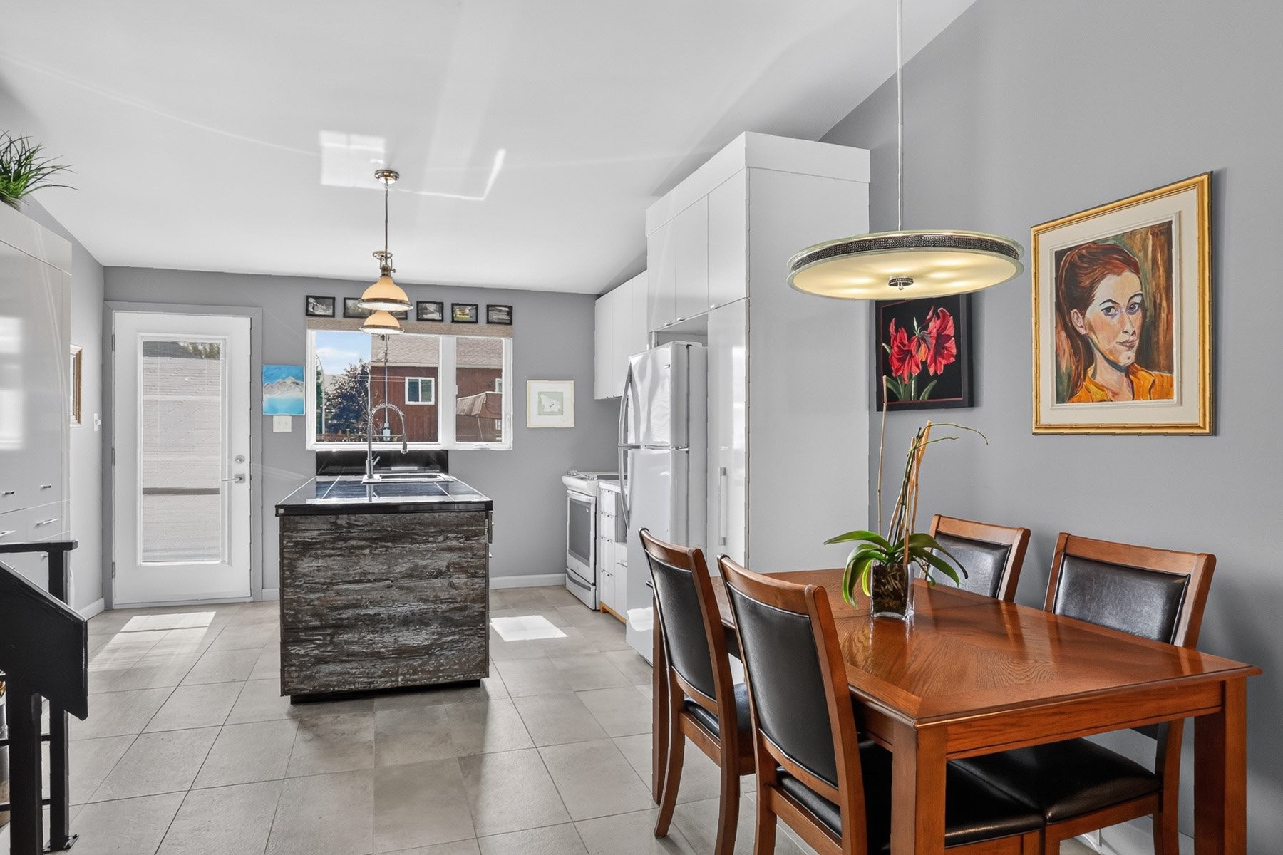 









5219


Boul. des Chenaux

,
Trois-Rivières,




QC
G8Y5J6

