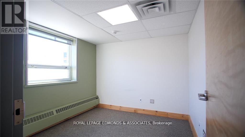 












315 PEMBROKE STREET E

,
Pembroke,




Ontario
K8A3K2

