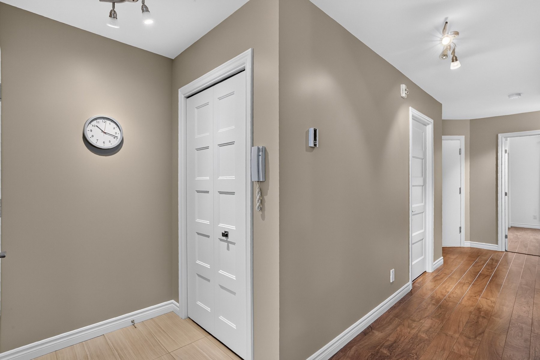 









4705


Place de la Marquise

, 302,
Trois-Rivières,




QC
G8Y0H1

