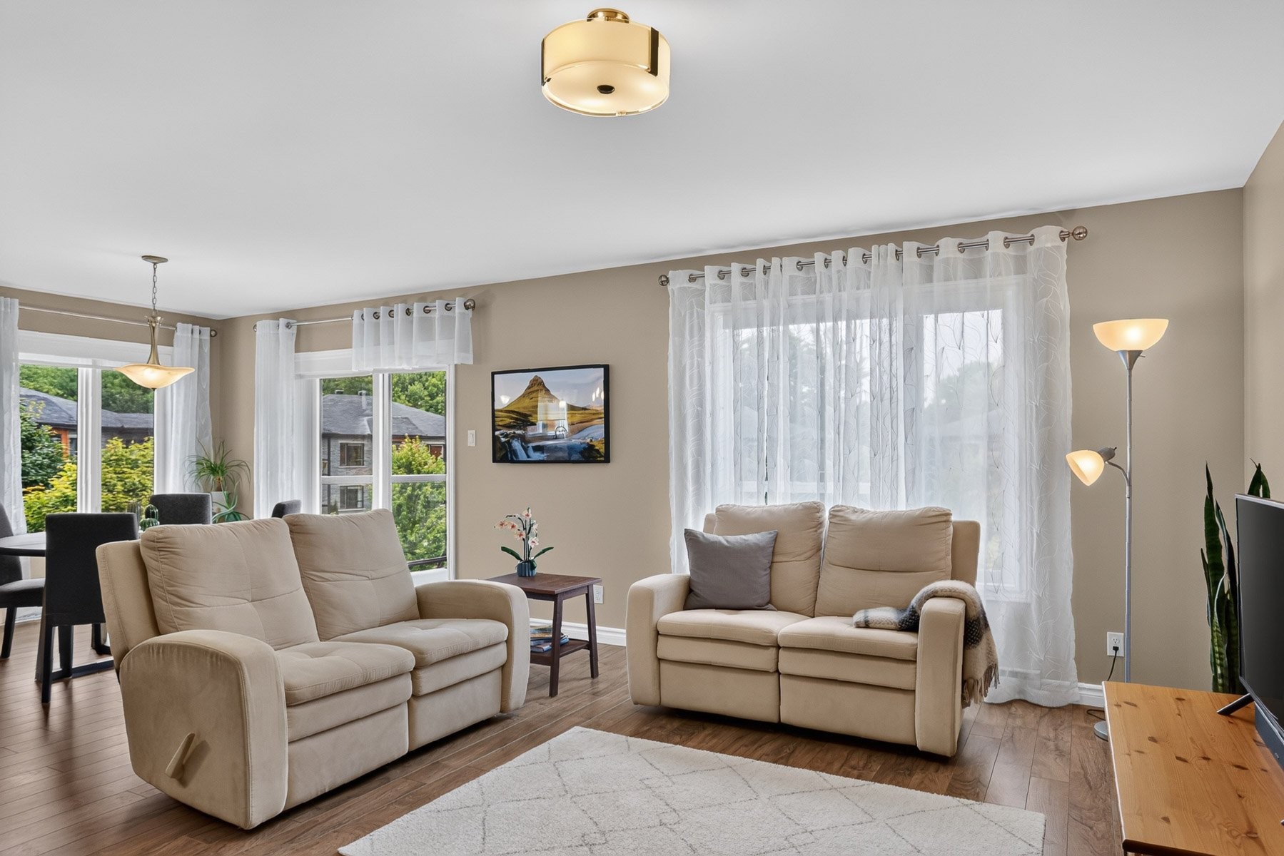 









4705


Place de la Marquise

, 302,
Trois-Rivières,




QC
G8Y0H1

