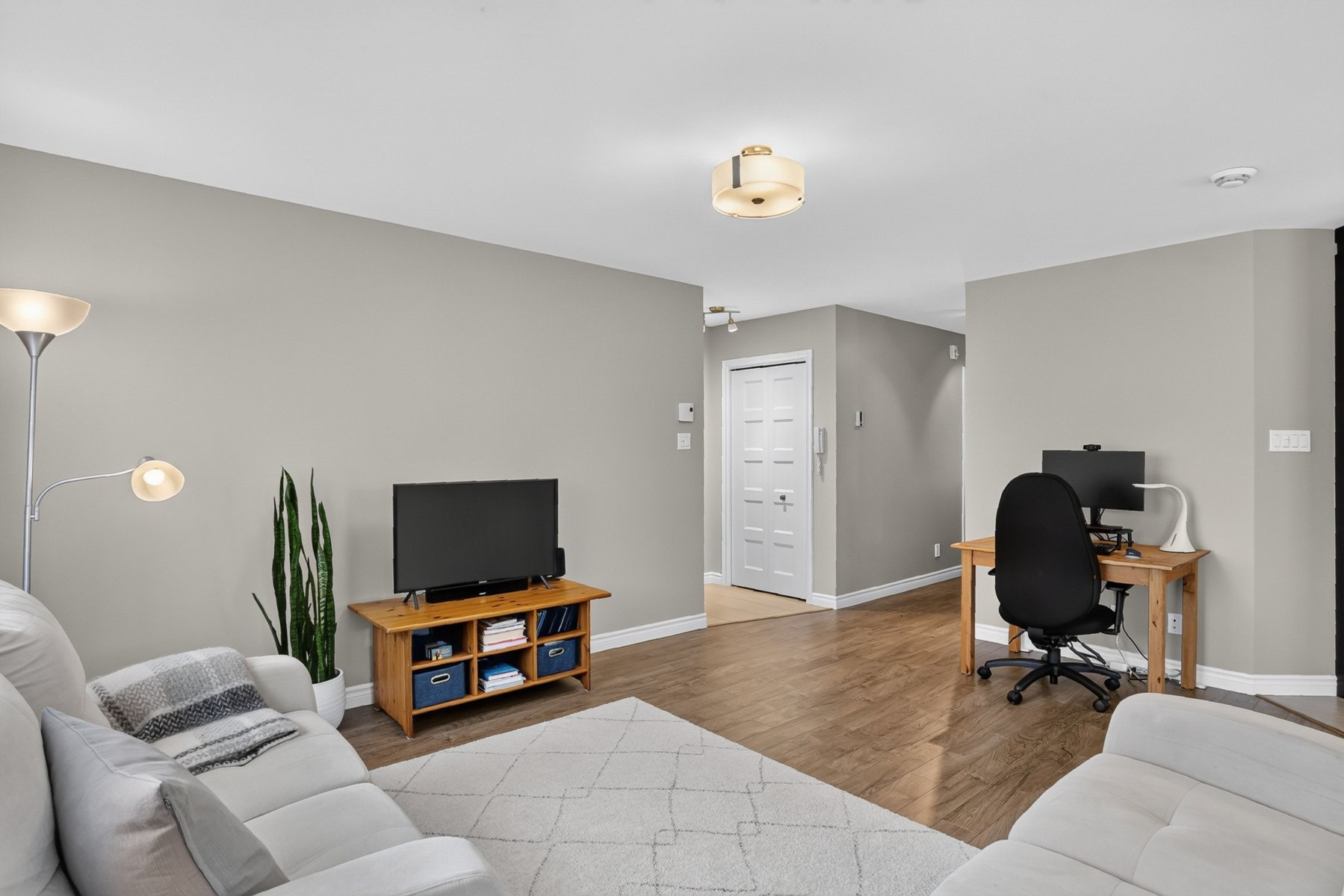 









4705


Place de la Marquise

, 302,
Trois-Rivières,




QC
G8Y0H1

