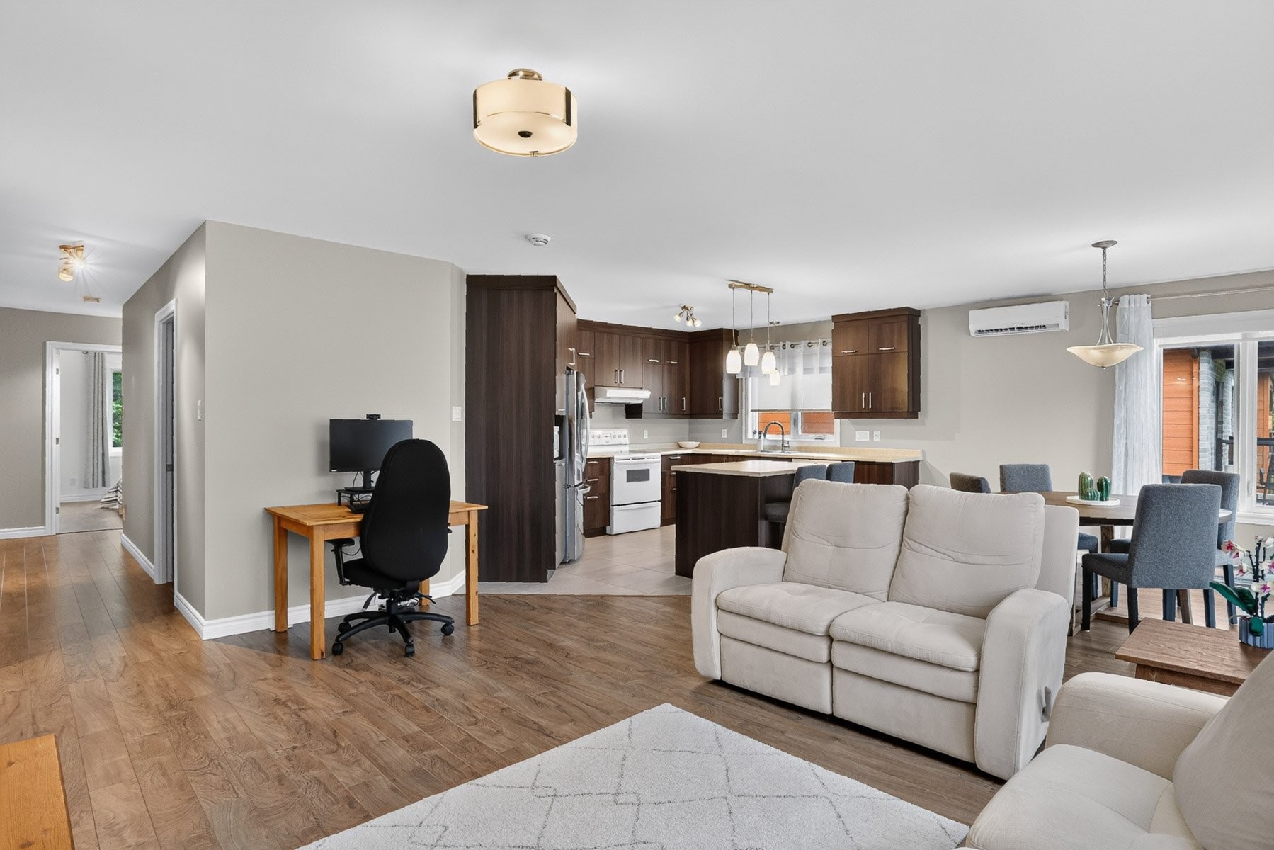 









4705


Place de la Marquise

, 302,
Trois-Rivières,




QC
G8Y0H1

