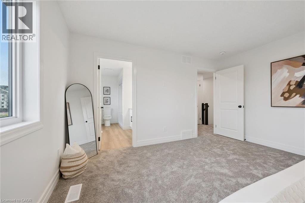 












44 WEYMOUTH Street

,
Elmira,




Ontario
N3B0G3

