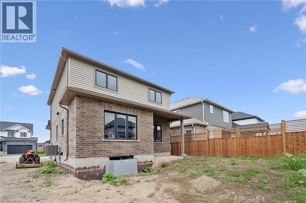 












44 WEYMOUTH Street

,
Elmira,




Ontario
N3B0G3

