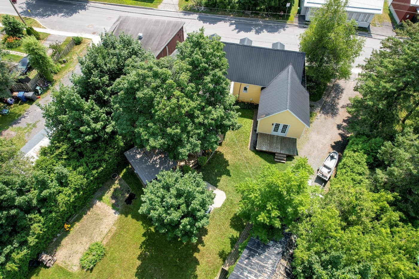 









133


Rue Principale

,
Saint-Jacques-le-Mineur,




QC
J0J1Z0

