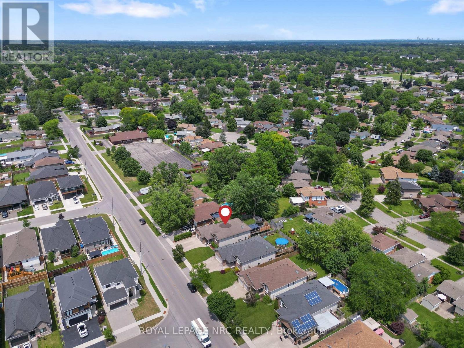 












346 CLARE AVENUE

,
Welland (Prince Charles),




Ontario
L3C5R2

