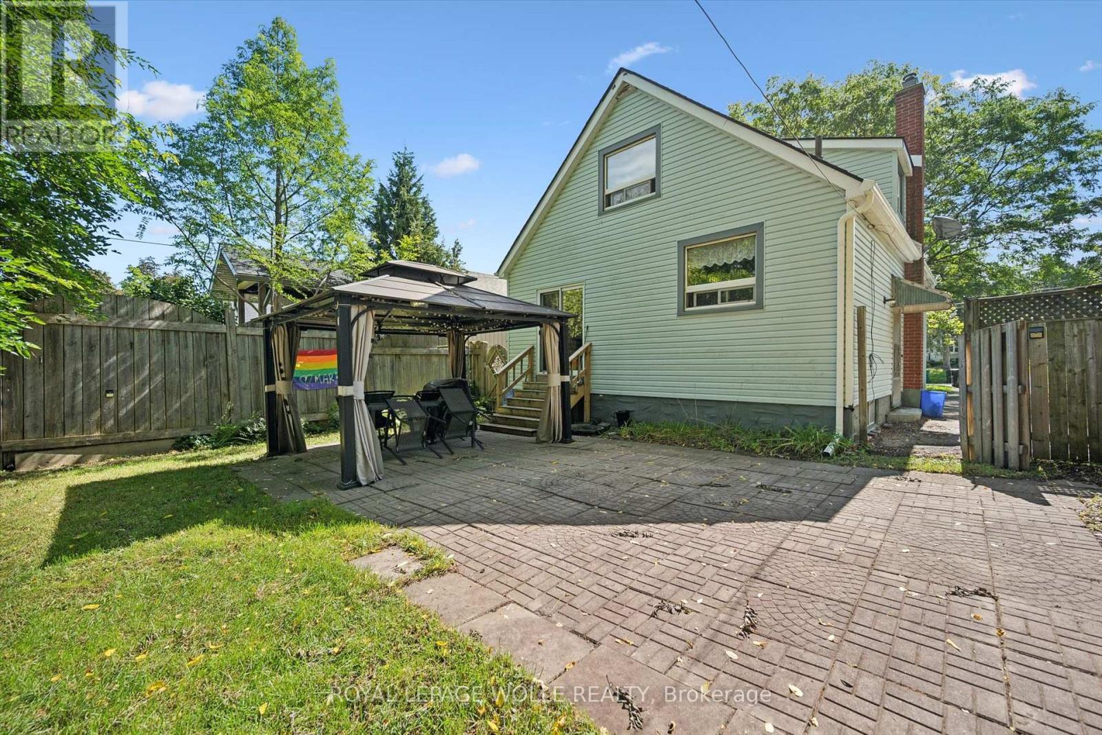












334 BLUCHER BOULEVARD

,
Kitchener,




Ontario
N2H5V9

