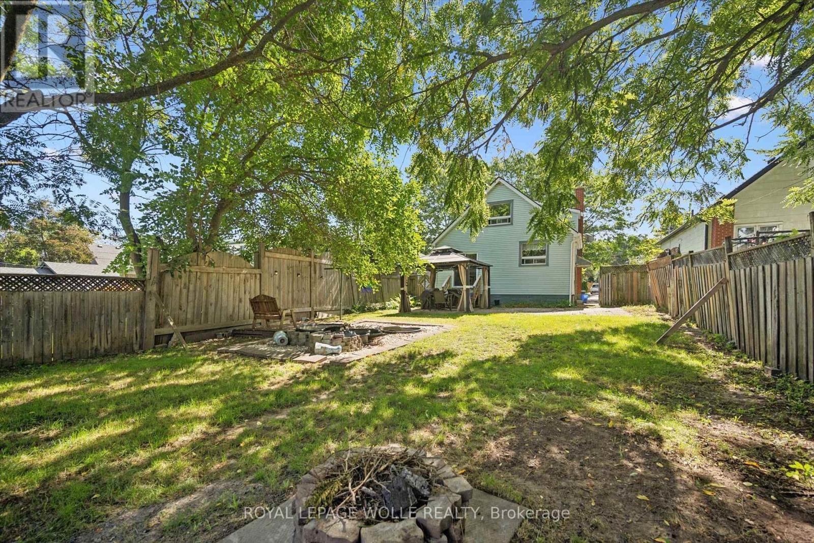 












334 BLUCHER BOULEVARD

,
Kitchener,




Ontario
N2H5V9


