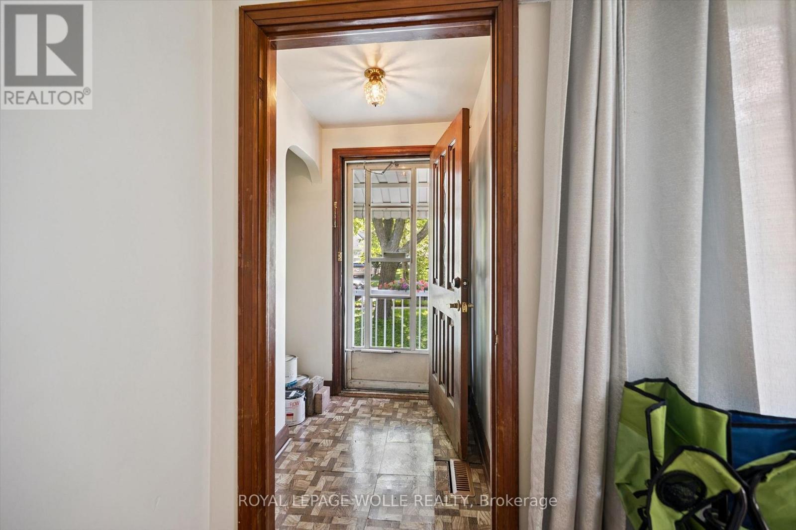 












334 BLUCHER BOULEVARD

,
Kitchener,




Ontario
N2H5V9


