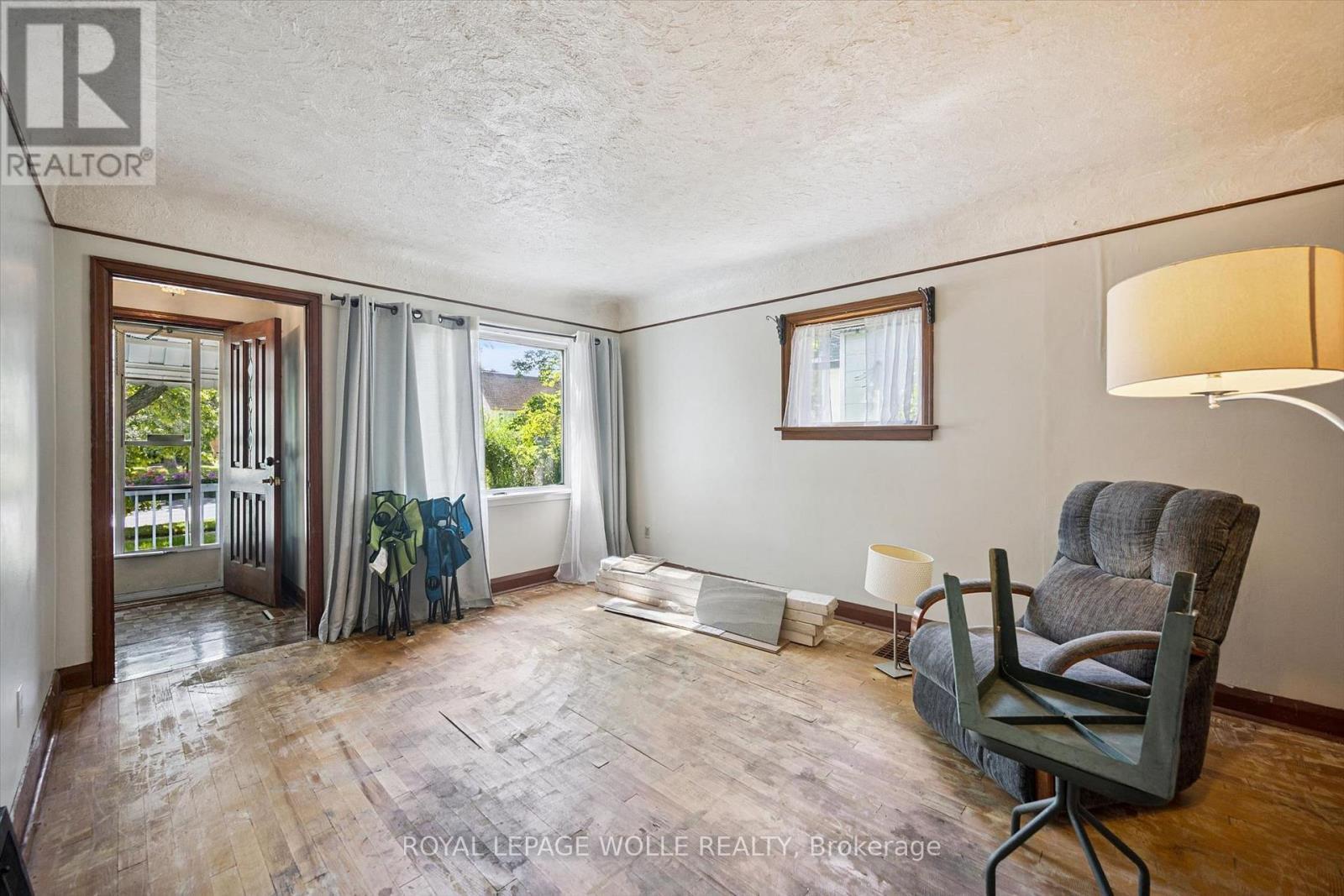












334 BLUCHER BOULEVARD

,
Kitchener,




Ontario
N2H5V9

